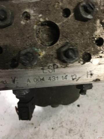 Mercedes W210 2001 240 Benzine ABS Pomp beschikbaar voor biedingen