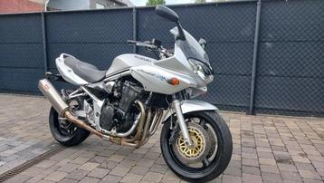 SUZUKI BANDIT GSF1200S 98PK BWJ 2001 38.600 KM PRIMA STAAT beschikbaar voor biedingen