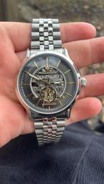 Horloge maserati, Ophalen, Zo goed als nieuw