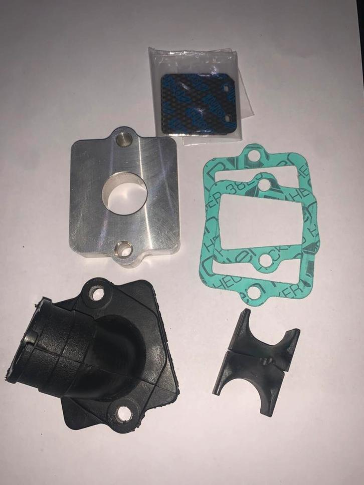 Polini inlaatpijp ref 215.0421, Fietsen en Brommers, Brommeronderdelen | Scooters, Nieuw, Peugeot, Ophalen of Verzenden