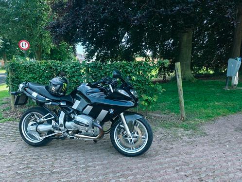 BMW R1100S met zijloffers en seatcover, Motoren, Motoren | BMW, Particulier, Sport, meer dan 35 kW, 2 cilinders, Ophalen