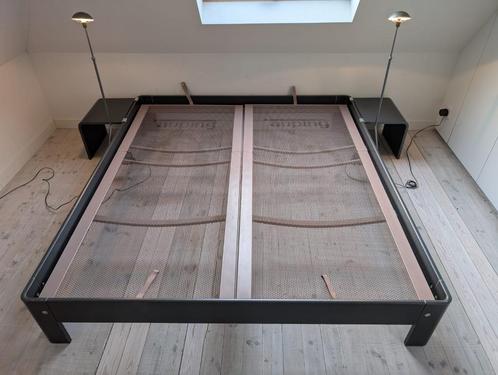 Auping Auronde 180x200 cm incl. nachttafels/bodem/bedlampjes, Huis en Inrichting, Slaapkamer | Bedden, Gebruikt, Tweepersoons
