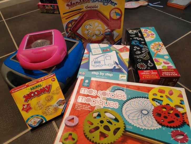 Dessin Xoomy, spirales et mandalas, Hobby en Vrije tijd, Tekenen, Gebruikt, Ophalen