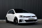 Vw Golf 7.5 GTI TCR 290PK / Pano, LED, ACC, Carplay, Camera, Auto's, Euro 6, 4 cilinders, 1984 cc, Alcantara