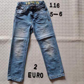 2€ per stuk jeans broeken jongen maar 116