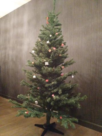 grote kunst kerstboom 2 m. 3delig beschikbaar voor biedingen