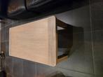 Te koop Moderne eikenhouten tafel,mogelijke transport., Tuin en Terras, Terrasdelen en Vlonders, Ophalen of Verzenden, Gebruikt