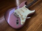Fender MIJ 60s Stratocaster Burgundy Mist Metallic, Muziek en Instrumenten, Ophalen, Zo goed als nieuw, Fender