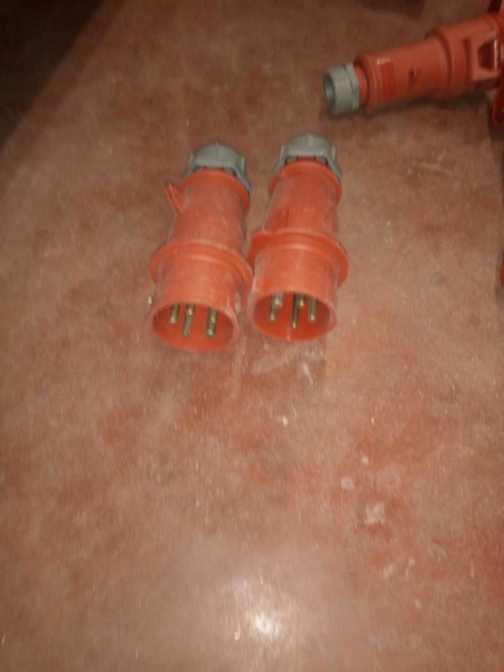 Cee stekkers 380 volt 16 a en 32 a, Bricolage & Construction, Électricité & Câbles, Enlèvement
