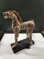 Houten paard op houten paneel., Enlèvement ou Envoi, Cheval