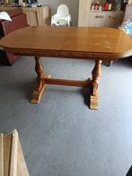 Massief eikenhouten eettafel — 30 jaar, Huis en Inrichting, Tafels | Eettafels, Ophalen, Gebruikt, Eikenhout, Vijf personen of meer