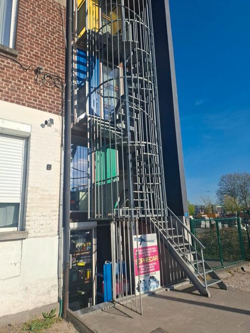 Domiciliation des sociétés, Immo, Appartementen en Studio's te huur