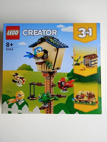 nieuwe lego creator 31143 beschikbaar voor biedingen