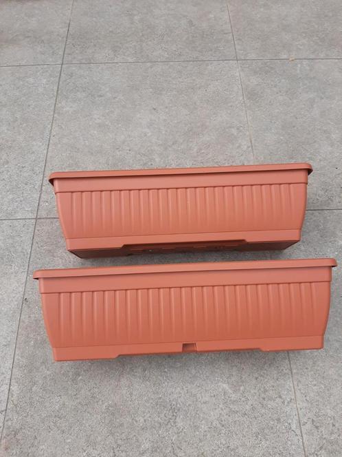 Decoratieve bloembakken in kunststof, Tuin en Terras, Bloembakken en Plantenbakken, Zo goed als nieuw, Kunststof, Balkon, Tuin