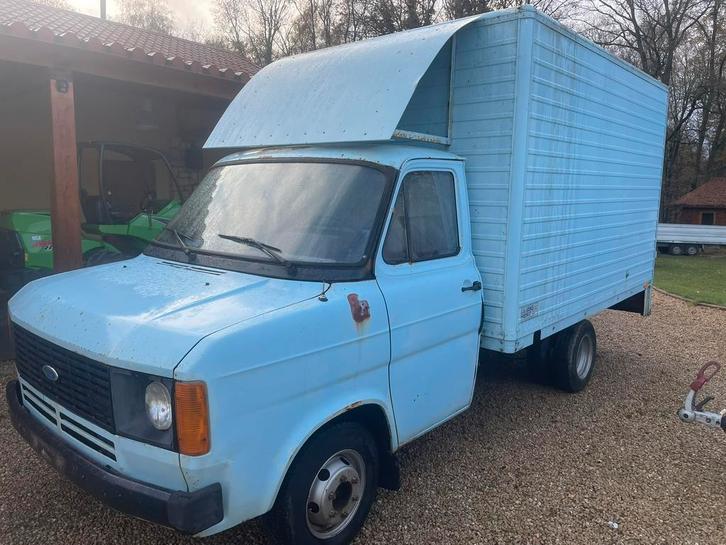 Ford transit mk 1 met meubelbak, oldtimer, Auto's, Oldtimers, Bedrijf, Ford, Benzine, Handgeschakeld, Ophalen