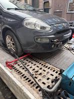 Fiat punto 2010 1200cc 154000km 0472/06/62/36, Autos, Capteur de lumière, Euro 5, Achat, Entreprise