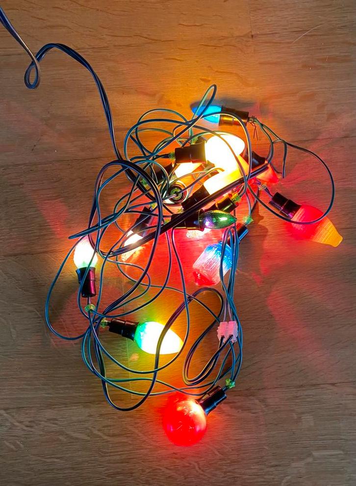 Vintage oude snoer met 16 antieke kerstlampjes WERKT kerst, Diversen, Kerst, Gebruikt, Ophalen of Verzenden