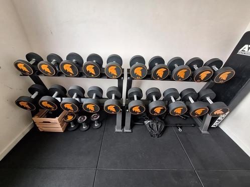 Urethaan halterset 5-30kg inclusief halterrek, Sport en Fitness, Fitnessmaterialen, Zo goed als nieuw, Halterset, Ophalen