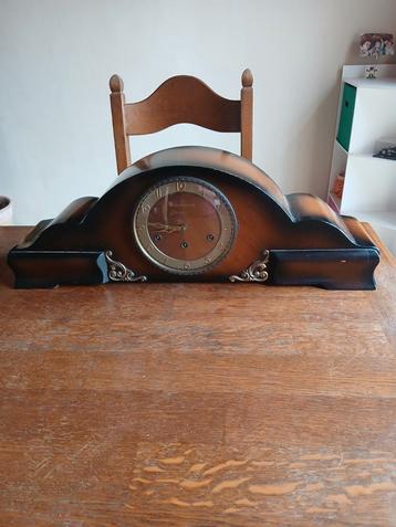 Horloge avec pendule  beschikbaar voor biedingen