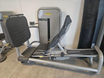 Technogym Leg Press, Sport en Fitness, Fitnessmaterialen, Ophalen, Zo goed als nieuw