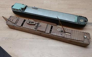 2 binnenvaart boten kanaalboot hout en kunnststof modelboot  beschikbaar voor biedingen