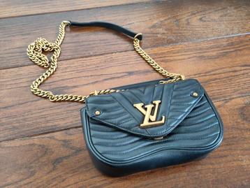 Louis Vuitton New Wave pre owned handtas in zeer goede staat beschikbaar voor biedingen