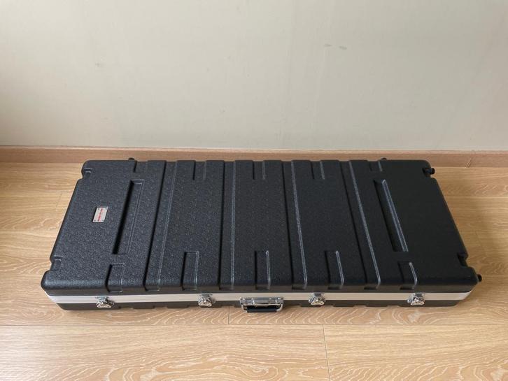 Piano/keyboard hardcase/flightcase 61 (73/76), Muziek en Instrumenten, Behuizingen en Koffers, Zo goed als nieuw, Keyboard of Synthesizer
