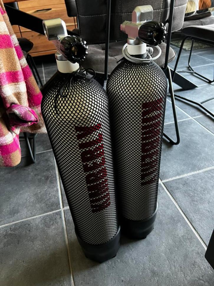 2x duikfles ECS 7L 300 bar prod.datum 5/24 - nog in keuring, Watersport en Boten, Duiken, Zo goed als nieuw, Duikfles, Ophalen
