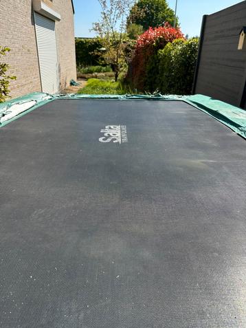 Salta - GRATIS - rechthoekige trampoline  beschikbaar voor biedingen