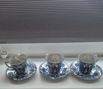 3 Mooie Lange Lijs decor kopjes en schotels beschikbaar voor biedingen