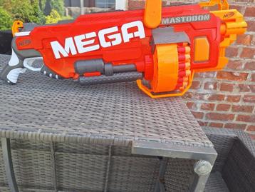 Nerf mega masterdon beschikbaar voor biedingen
