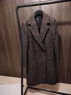 Lange mantel maat 36 in bruin/zwart gespikkelde tweedstof., Kleding | Dames, Jassen | Winter, Ophalen of Verzenden, Maat 36 (S)