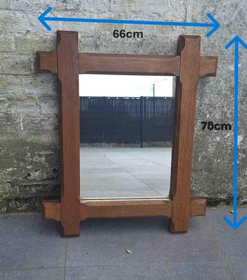 Miroir en bois beschikbaar voor biedingen