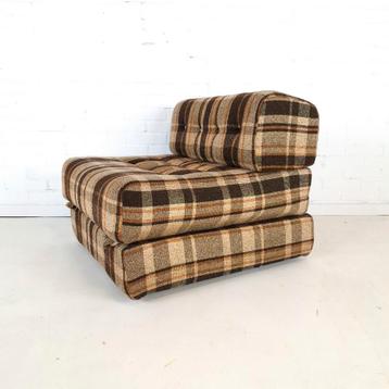 Vintage slaapfauteuil beschikbaar voor biedingen