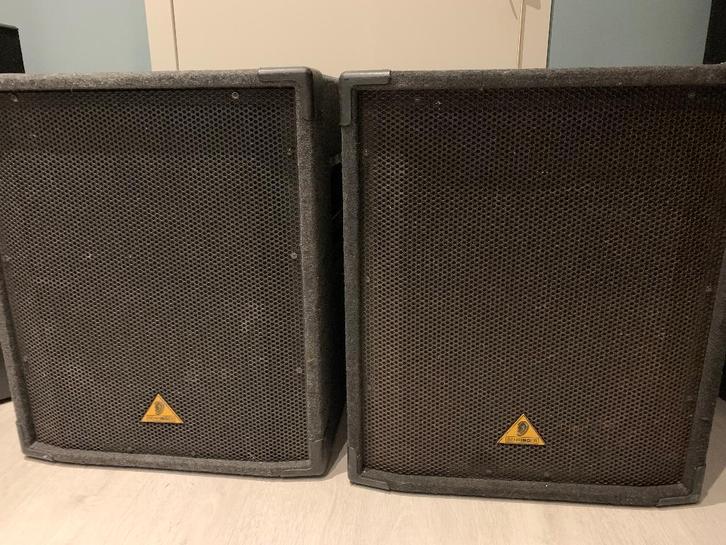 Paar behringer baskasten(defect/leeg)lezen a.u.b., Audio, Tv en Foto, Luidsprekerboxen, Gebruikt, Ophalen