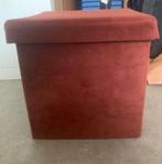 Red Velvet Storage Box/Seat, Maison & Meubles, Canapés | Repose-pieds & Poufs, Enlèvement, Utilisé, Carré, Autres matériaux