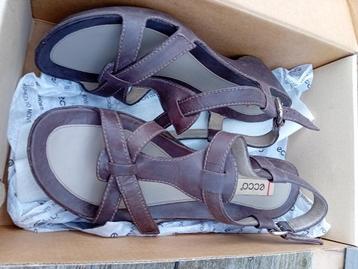 schoenen beschikbaar voor biedingen