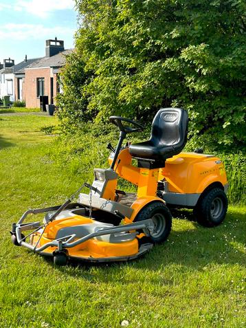 Stiga Park Pro 16 Zitmaaier motor 16HP tip topconditie, Fonction de mulching, Comme neuf, Enlèvement, 90 à 120 cm