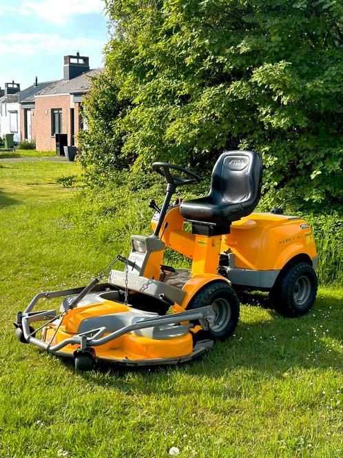 Stiga Park Pro 16 Zitmaaier motor 16HP tip topconditie, Tuin en Terras, Zitmaaiers, Zo goed als nieuw, 90 tot 120 cm, Mulchfunctie
