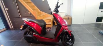 Elektrische scooter LIFAN E3deluxe ,A Klasse beschikbaar voor biedingen