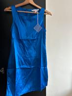 Satijnen jurk met PRIJSKAART, Kleding | Dames, Jurken, Nieuw, Blauw, Ophalen of Verzenden, Asos
