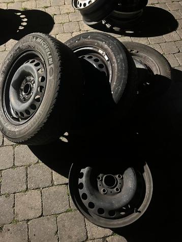 4 wielen vw caddy touran golf 5, zitplaatsen 15",5/112 ET 47 beschikbaar voor biedingen