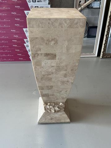 Decoratie beschikbaar voor biedingen