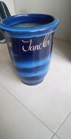 Stenen bloempot, Ophalen