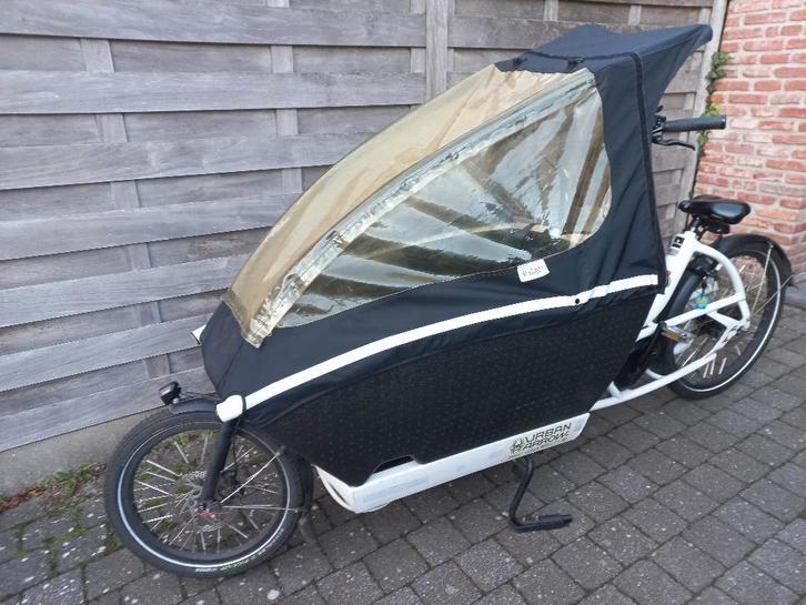 Urban Arrow Family, Fietsen en Brommers, Fietsen | Bakfietsen, Gebruikt, Overige merken, 2 kinderen, Elektrisch, Ophalen