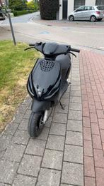 Piaggio zip 4t, Fietsen en Brommers, Scooters | Piaggio, Zip, Ophalen of Verzenden, Zo goed als nieuw, Benzine