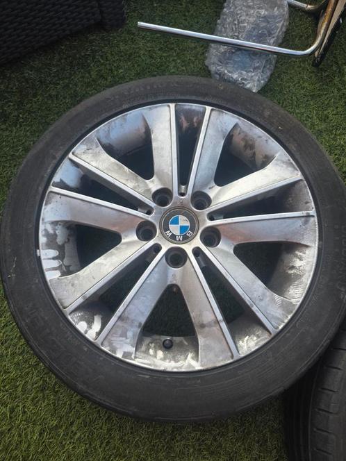 BMW 17" velgen + versleten banden – 205/50 R17, Auto-onderdelen, Banden en Velgen, Band(en), 17 inch, Ophalen
