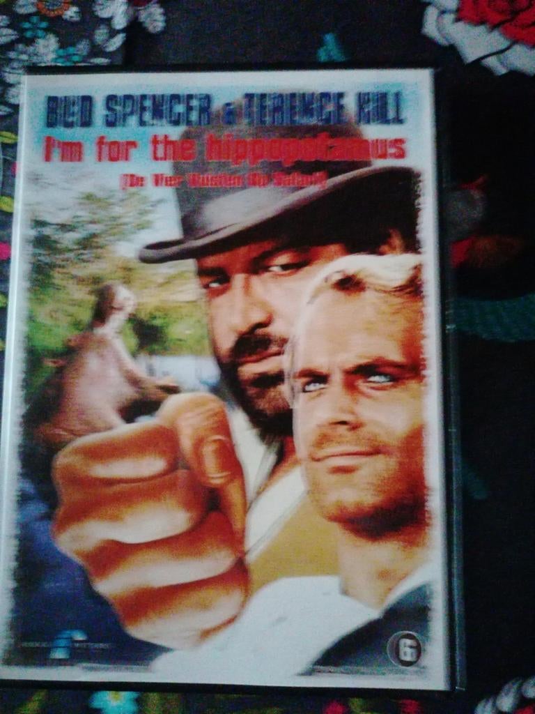 Dvd bed spencer en Terence Hill iam for the hippopotamus, Cd's en Dvd's, Dvd's | Klassiekers, Zo goed als nieuw, Ophalen of Verzenden