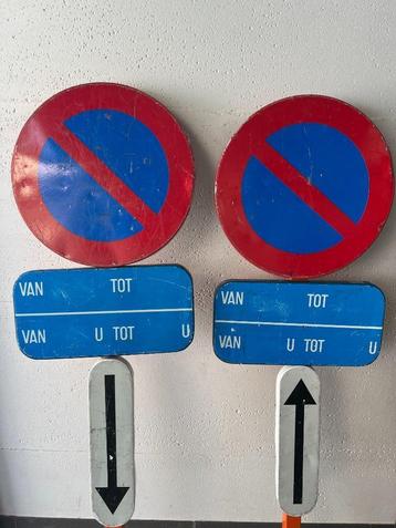 E1 Parkeerborden - Verkeersborden – Te Huur - Verboden te pa beschikbaar voor biedingen