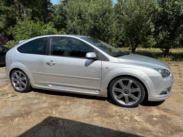 Ford Focus 1.6 diesel, Airco, Kan gekeurd worden. beschikbaar voor biedingen